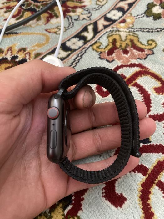 Продается apple watch se 44mm