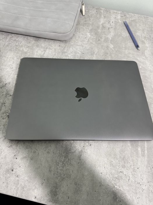 ideal Macbook pro i5 srochno