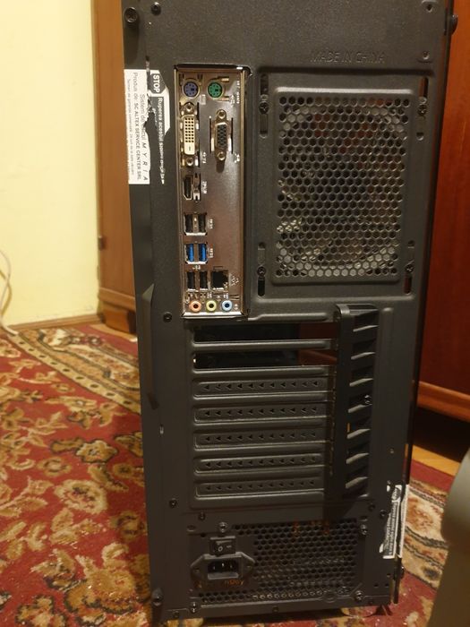 Desktop p.c. i5 9600k