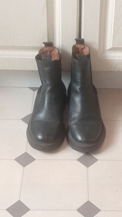 Продам обувь сапоги ботинки