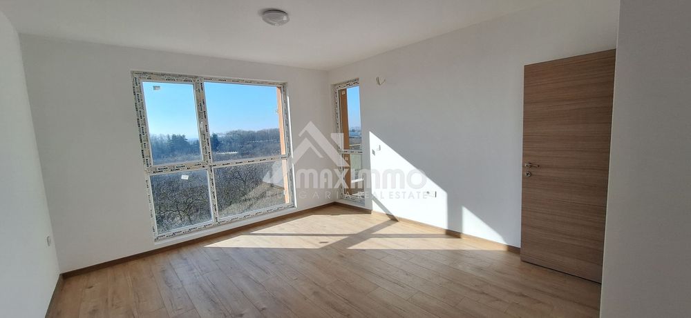 Продава се Двустаен апартамент в Варна, Младост 1 - 53 кв.м за 1251 €/кв.м - Снимка #2