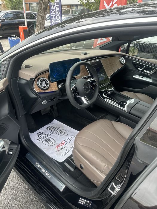 Mercedes Benz EQE 500  4 matic