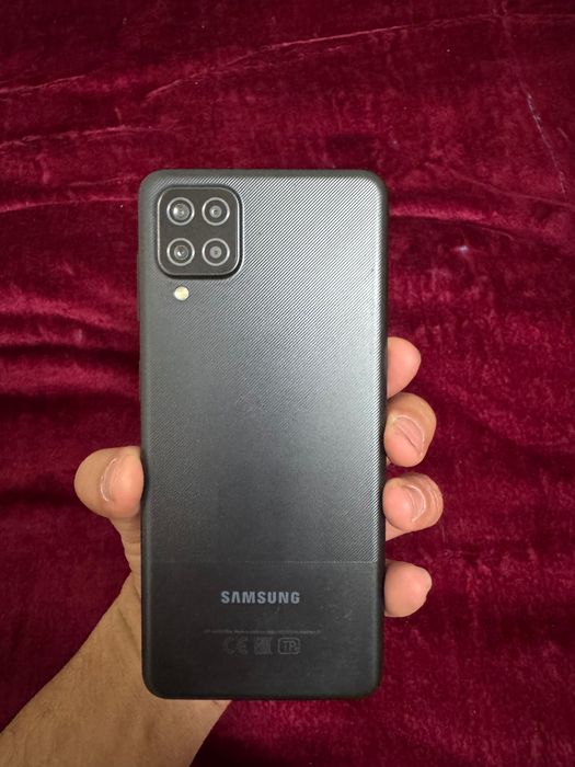 Samsung Galaxy A12