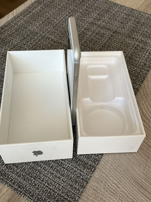 iPhone 7,Silver, 32 GB