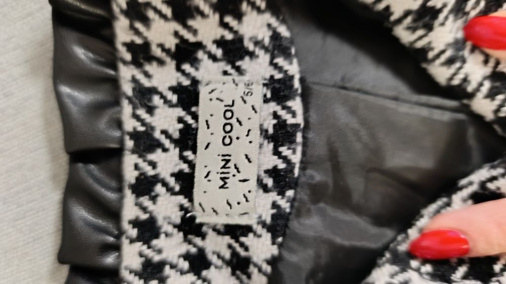 Яке,рокля и костюмче за момиче 5-6 години