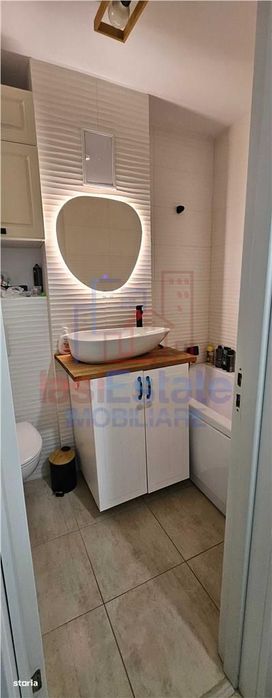 Apartament cu 2 camere de vanzare in Baza 3