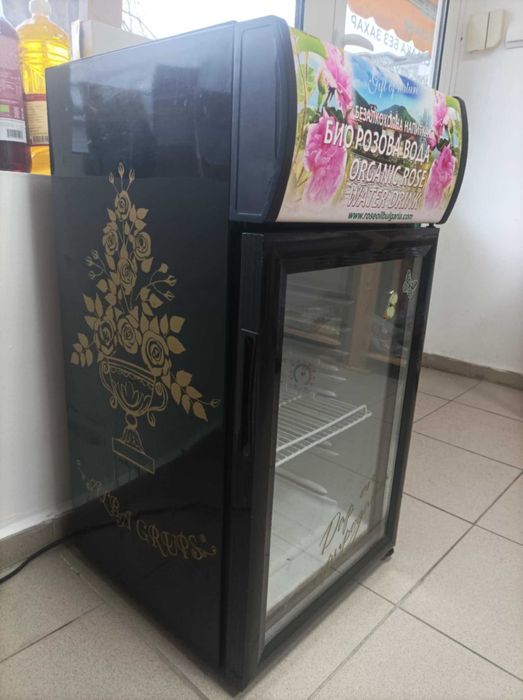 Мини хладилна витрина