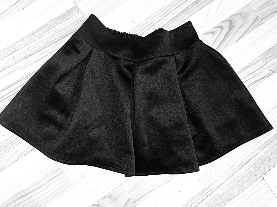 Страхотна пола