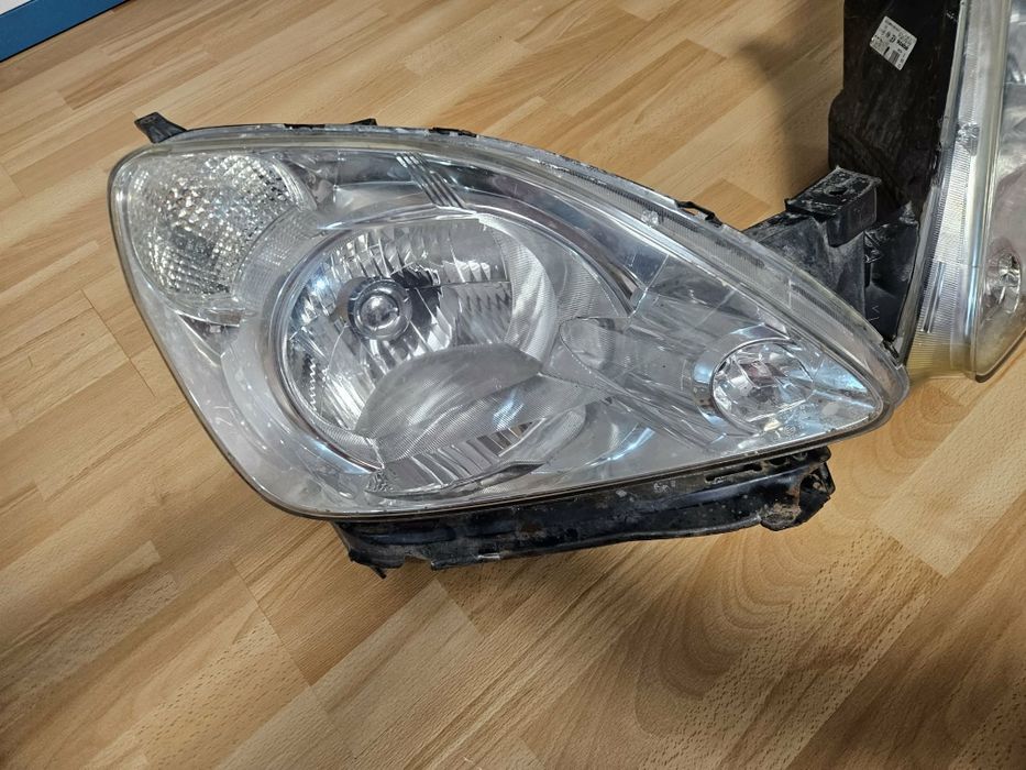 Фарове Хонда ЦРВ 2