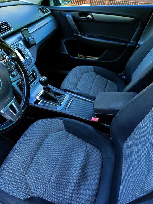 VOLKSWAGEN Passat 2012 — imagine 5