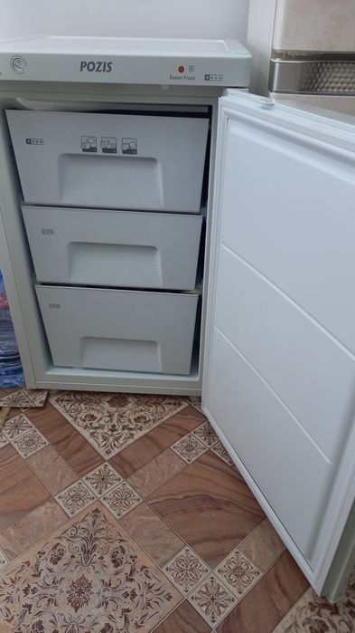 Техника кухни,морозильник