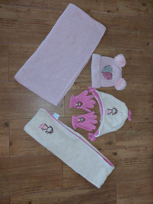 2 комплекта за зимата за момиче в лот