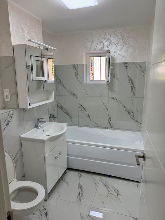 Închiriez apartament 2 camere în Bacău zona Miorița