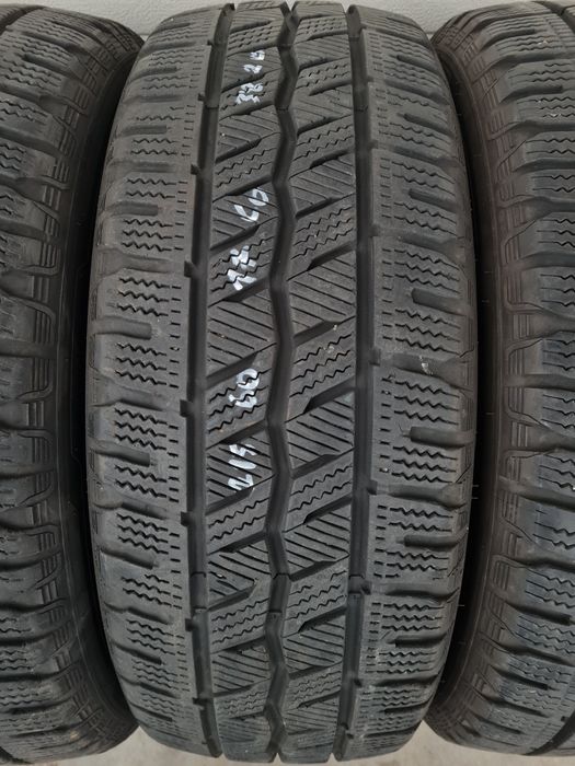Зимни гуми за Бус 4 броя HANKOOK Icept LV 215 60 R17C дот 3820
