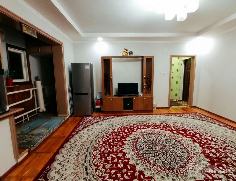 ПРОДАЕТСЯ 2-комн.квартира 42 кв.м Чиланзаре 23 квартал
