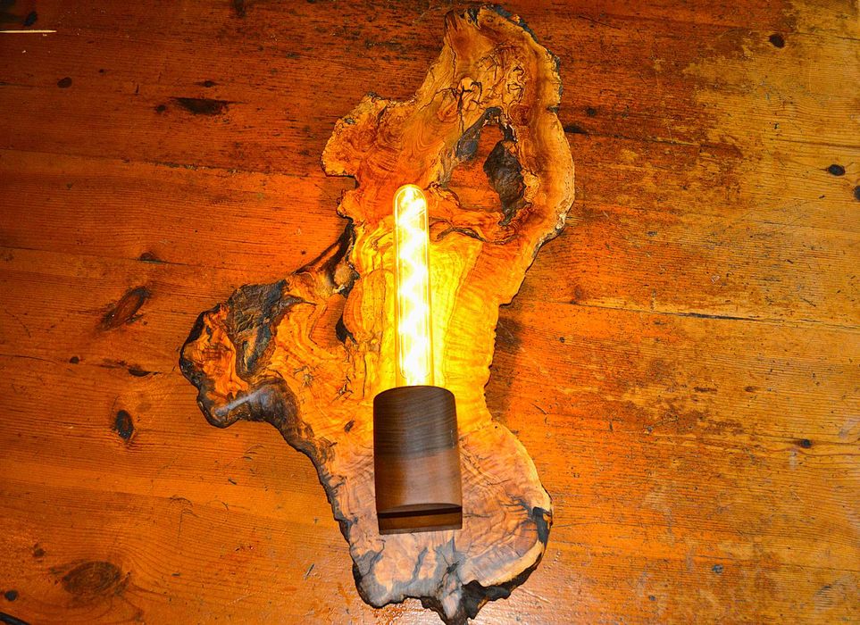 Страхотни дизайнерски лампи от маслиново дърво