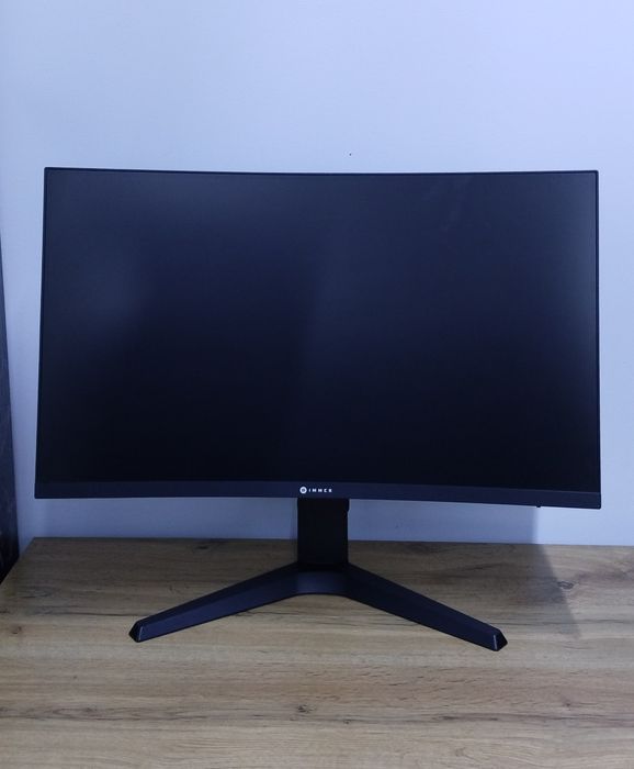 Monitor 27 180hz Cruved Kranshteynli