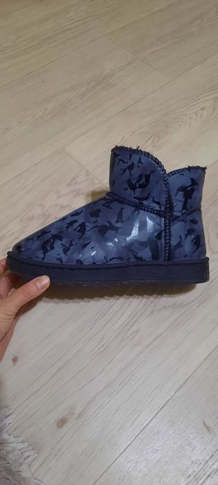 Продаю уги женские 38р