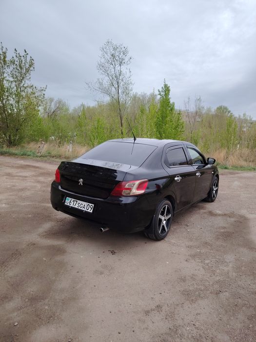 Продам автомобиль Peugeot 301