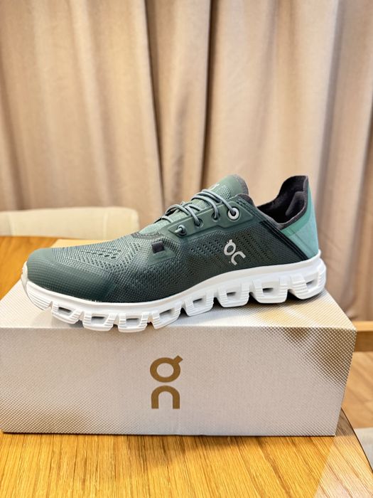 Кроссовки мужские On