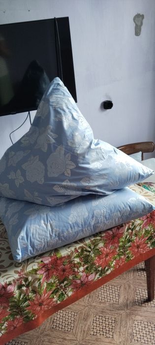 Продам подушки пуховые