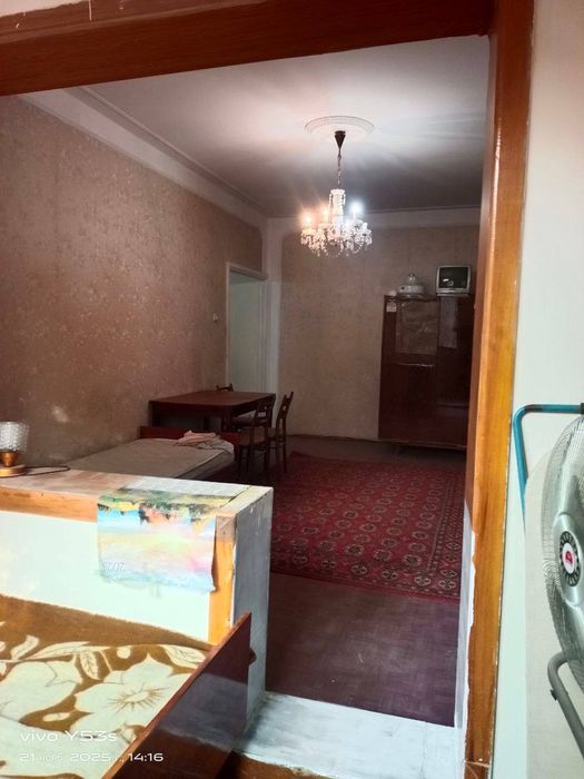 Сдаётся 1/2/5 на массиве Ахмад Югнакий 
2/3/4 высокопотолочка
Ра