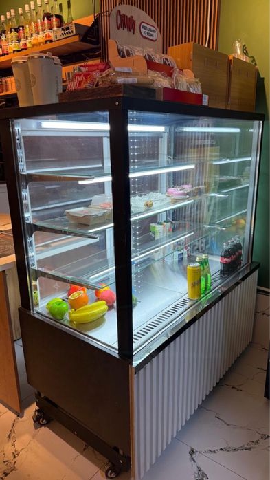 Холодильники витринный,мини морозильник,мини холодильник