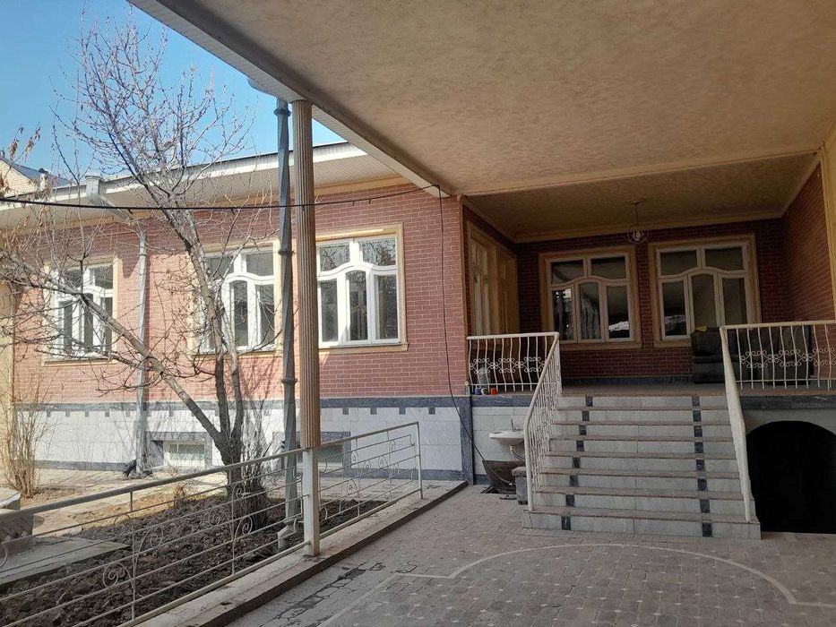 Янгиобод мах 4 соток 4 хона подвал бассейн ховли сотилади