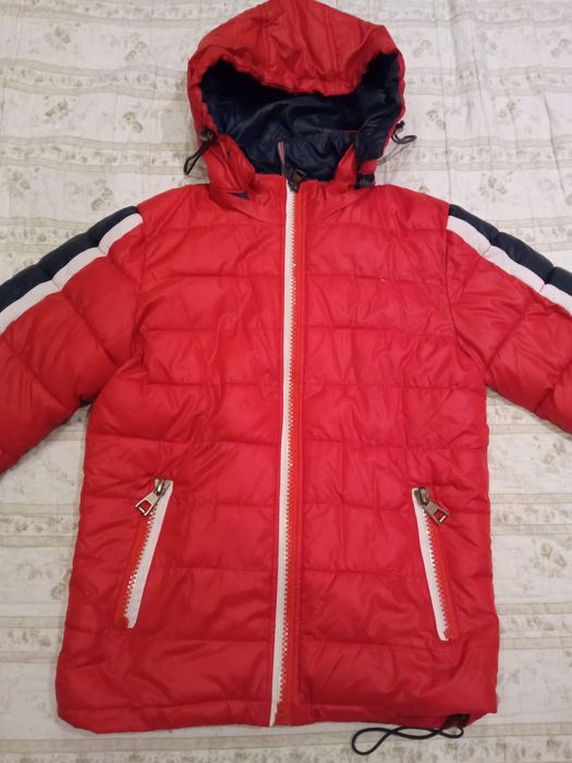 Куртка на мальчика.