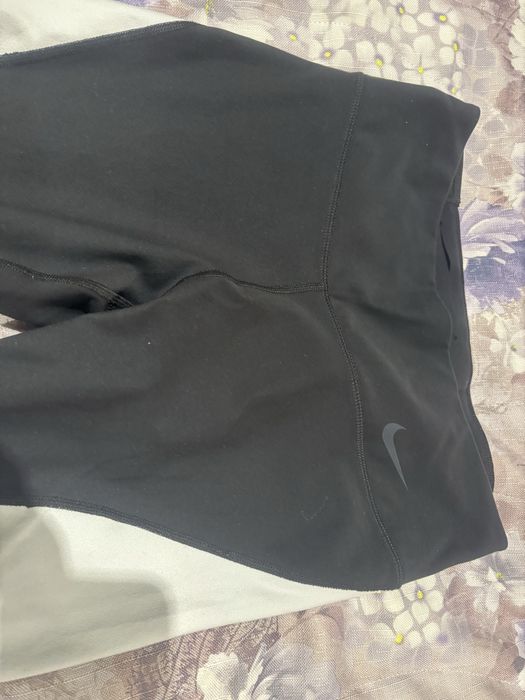 Дамски клинове:Nike, Puma, Domyos, H&M