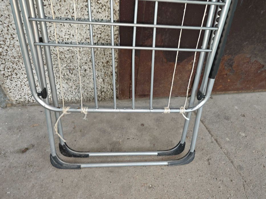 Напольная вешалка для одежды станция метро Москва