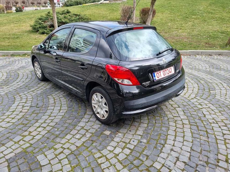 Peugeot 207-1,4 diesel an 2011 euro 5