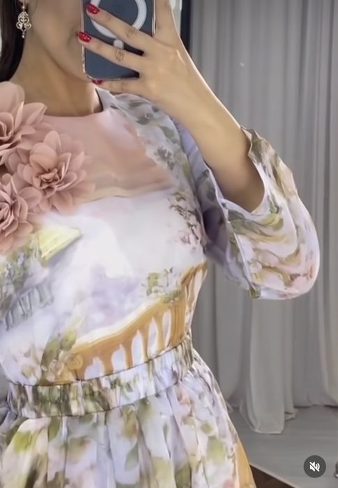 Платья вечерний