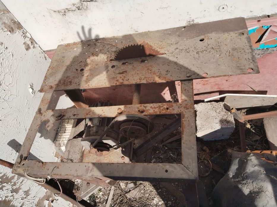 Продам церкулярную пилу.