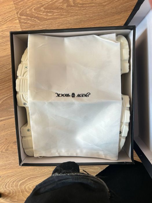 New Rock обувь совсем новые 44-45 размер