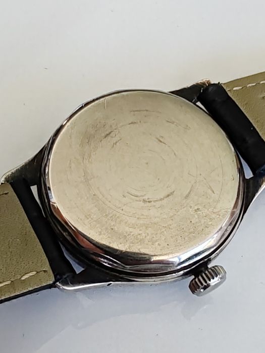 Ceas Empire Int Manuala Funcționează excelent!