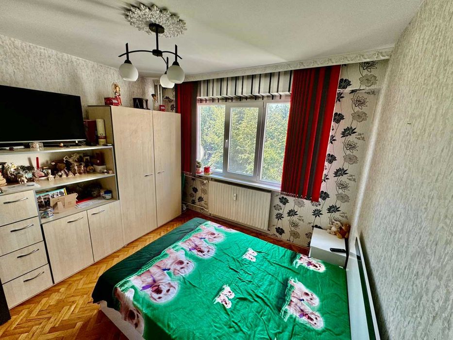 Продава се Тристаен апартамент в Плевен, Сторгозия - 75 кв.м за 1320 €/кв.м - Снимка #3
