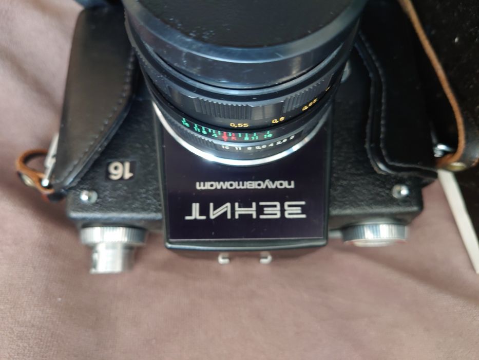 SLR Zenit 16 cu obiectiv Helios