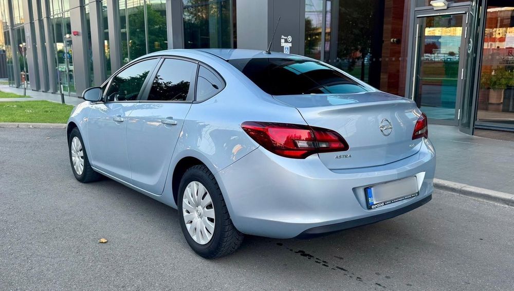 73000km-carte service/Primul proprietar/1.6. Diesel euro6/ Berlina ...