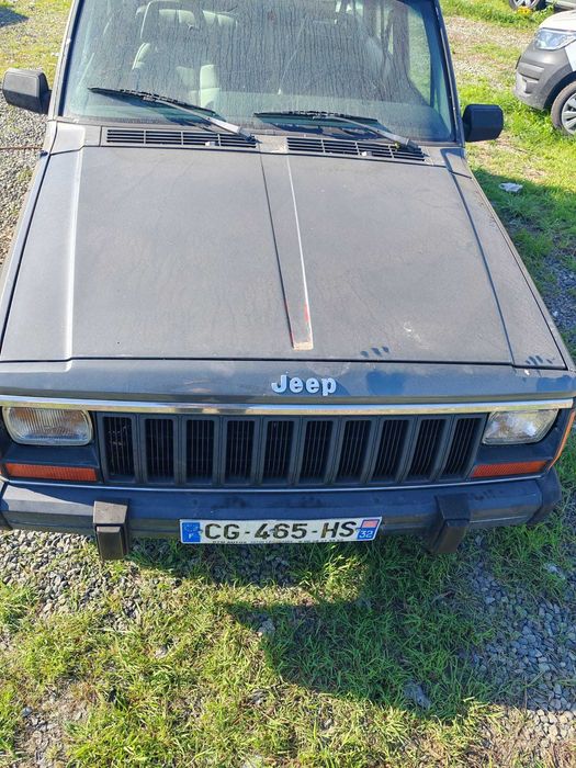 Jeep Cherokee 4x4 - Functional