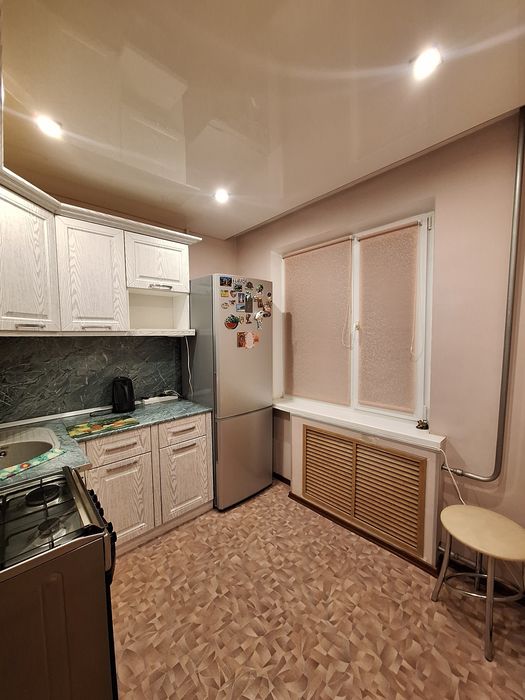 Продаётся 2 комн район КазИИТУ