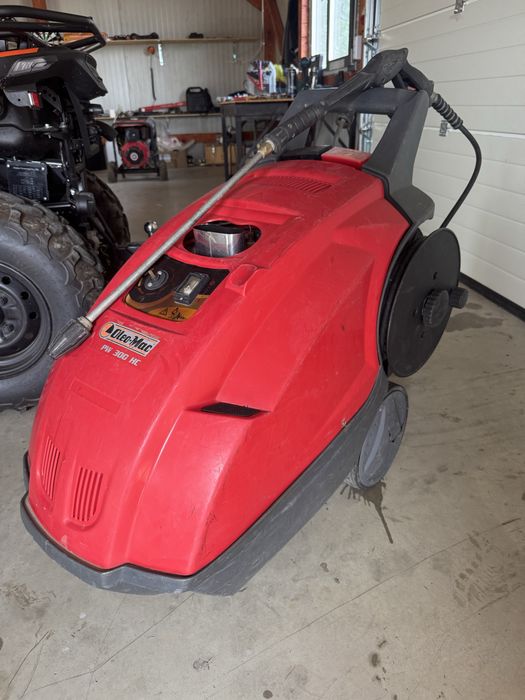 Pompa spalat auto oleo mac pw 300cc apa calda