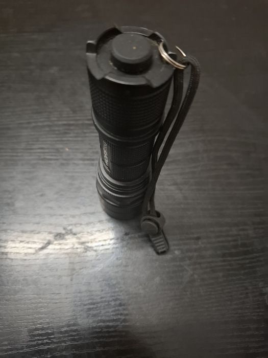 Lanternă reincarcabilă holf