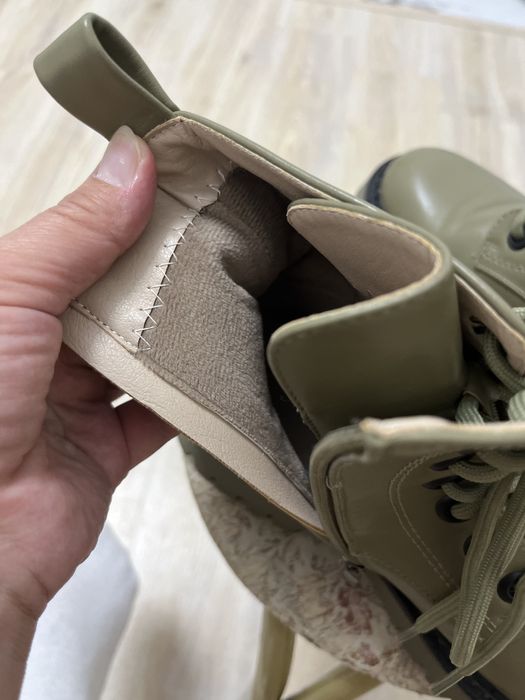 продам осенюю обувь