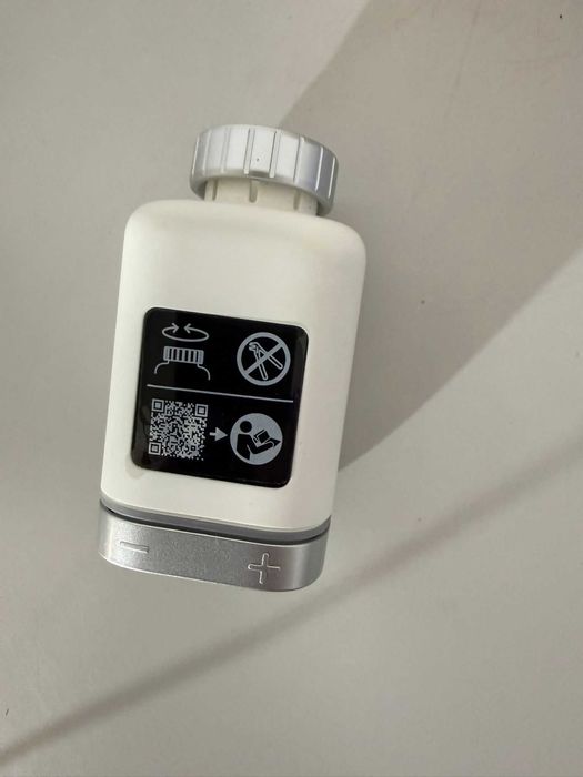 Bosch Smart Home – Termostat inteligent pentru calorifer II [+M], compatibil cu Matter