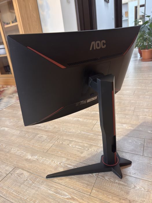 Monitor curbat gaming LED AOC 23.6” Full HD 144hz