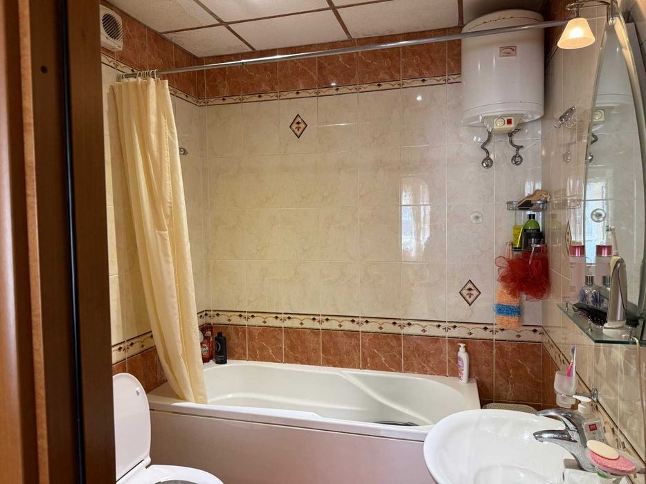 Продава се Четиристаен апартамент в София, Иван Вазов - 128 кв.м за 2729 €/кв.м - Снимка #8