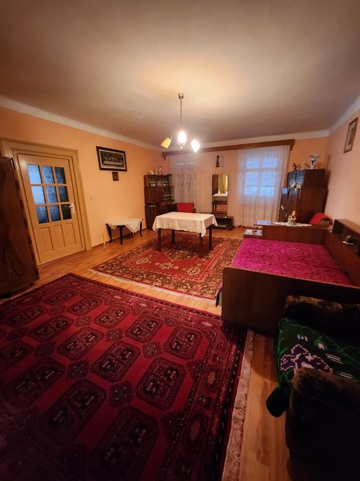 Casa de vânzare în localitatea Ungra, județul Brașov