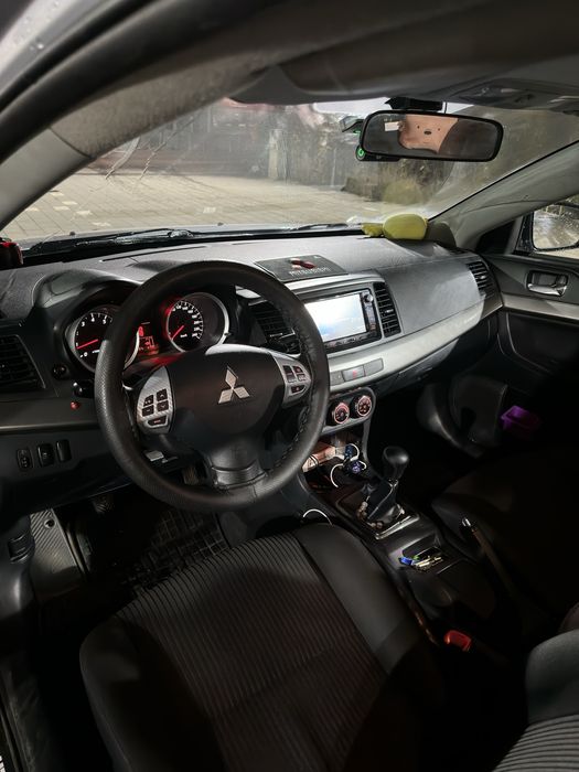 Vand Mitsubishi Lancer 1.6 benzina 2013 (unic proprietar)