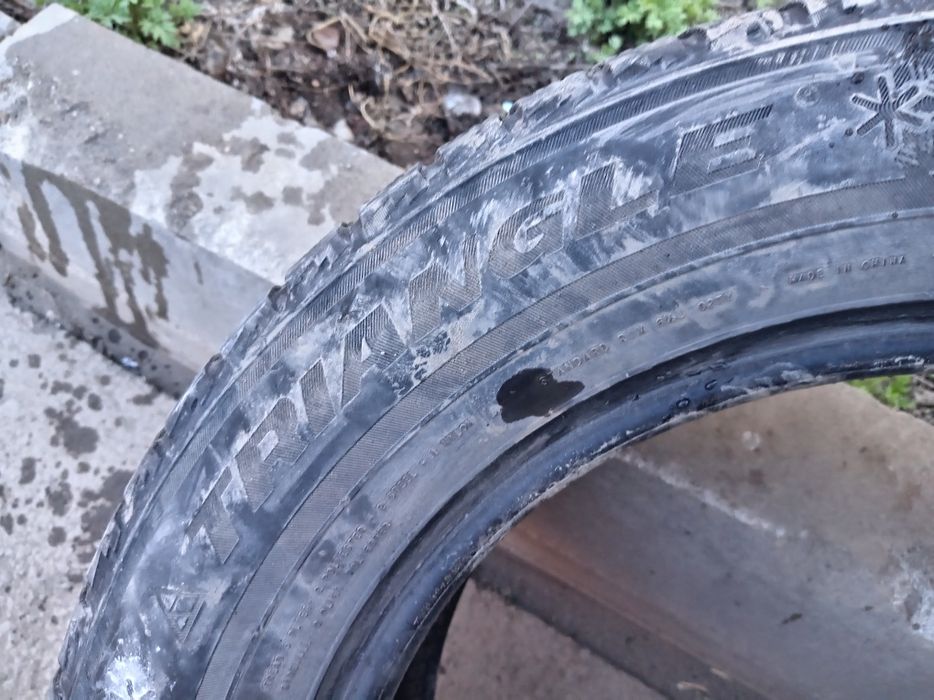 Продам Б/У резину зима. Липучка.